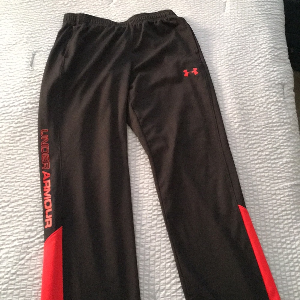 Boys under amour sweatpants